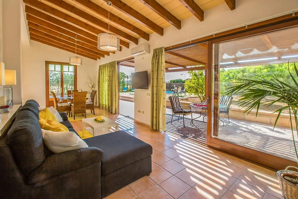 Villa Shostalet Montuiri  Espanha